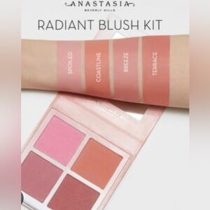 🔥 Anastasia Beverly Hills Radiant Blush Kit NEW IN BOX